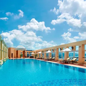 The Royal Garden 5* Hong Kong